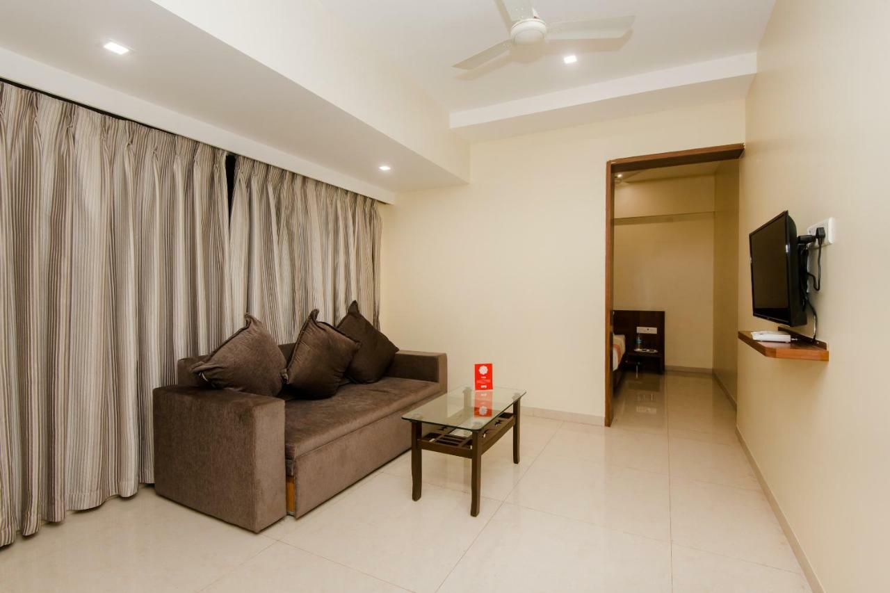 Hotel Park Inn Vasai Εξωτερικό φωτογραφία