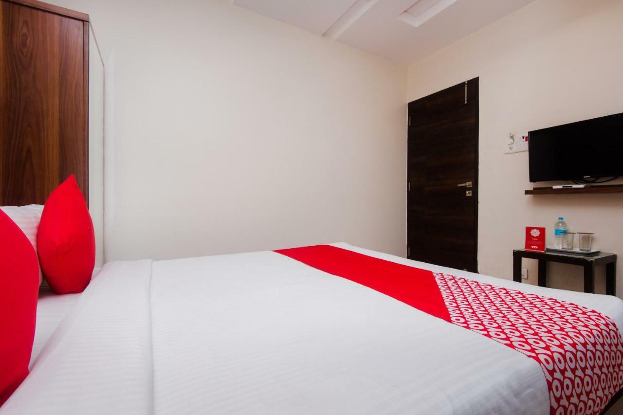 Hotel Park Inn Vasai Εξωτερικό φωτογραφία