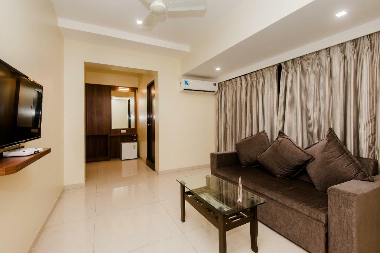 Hotel Park Inn Vasai Εξωτερικό φωτογραφία